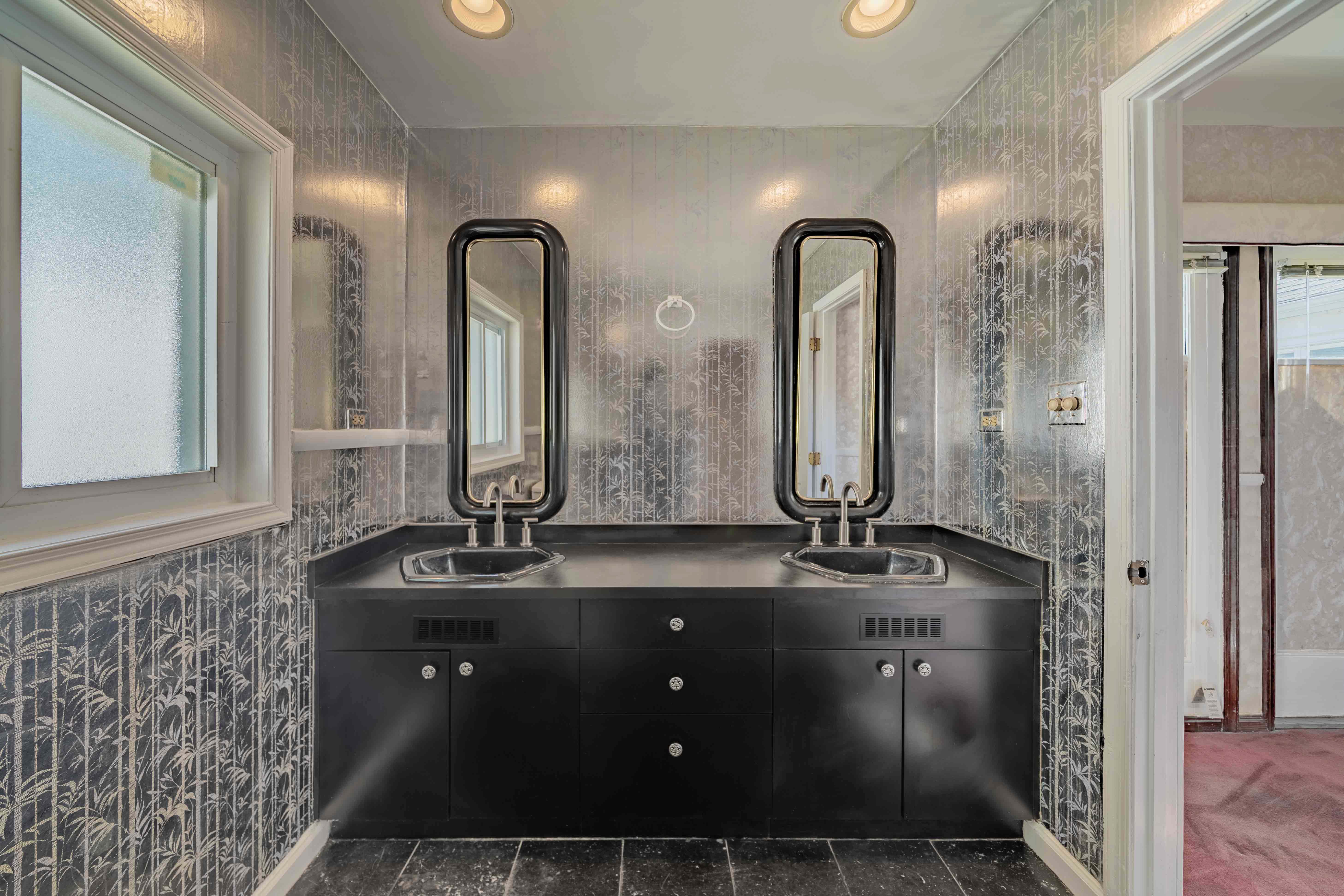 1909 York Road, Lutherville-Timonium, Maryland 21093, ,3 BathroomsBathrooms,Commercial Lease,Closed,York,1010015773