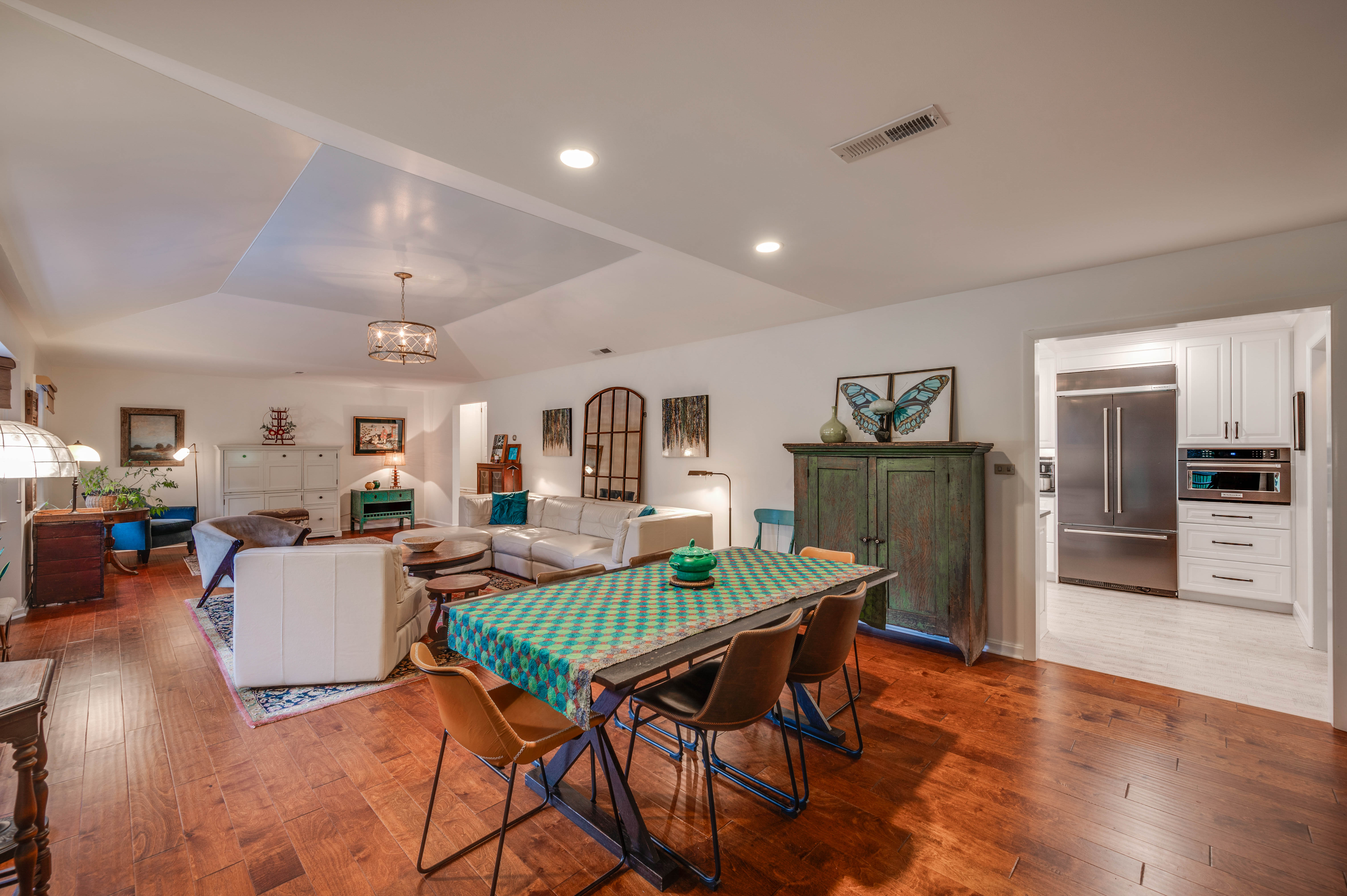 1915 LYDEN ROAD, LUTHERVILLE TIMONIUM, Maryland 21093, 3 Bedrooms Bedrooms, ,2 BathroomsBathrooms,Residential,Closed,LYDEN,0,MDBC2116278