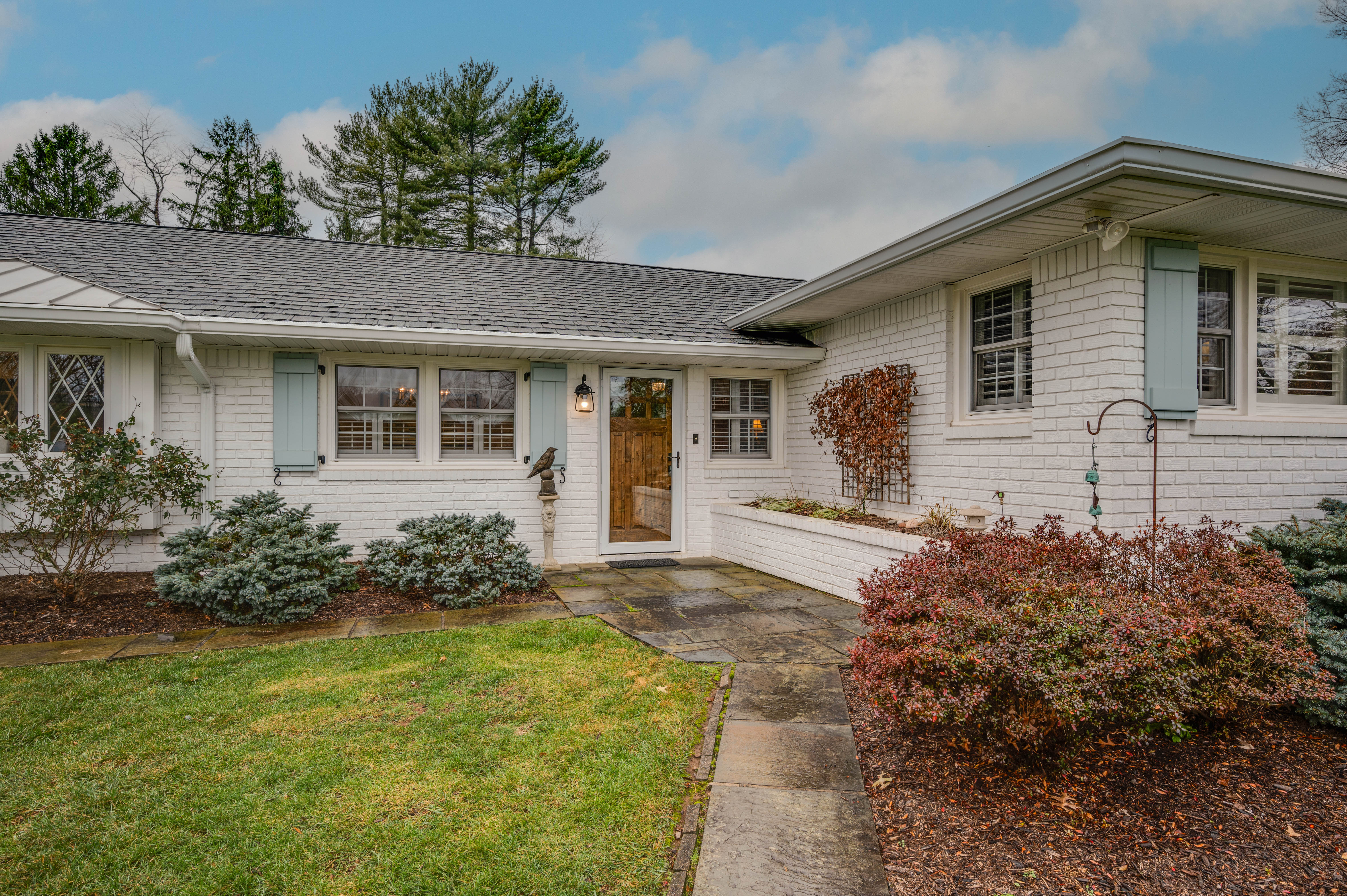 1915 LYDEN ROAD, LUTHERVILLE TIMONIUM, Maryland 21093, 3 Bedrooms Bedrooms, ,2 BathroomsBathrooms,Residential,Closed,LYDEN,0,MDBC2116278